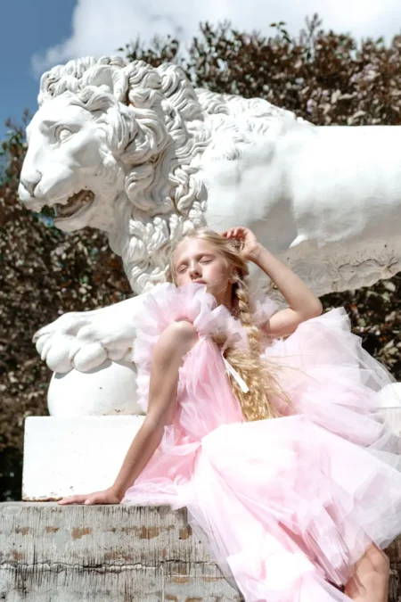Fête des filles à Paris — BLOOM Magazine, July 2022
