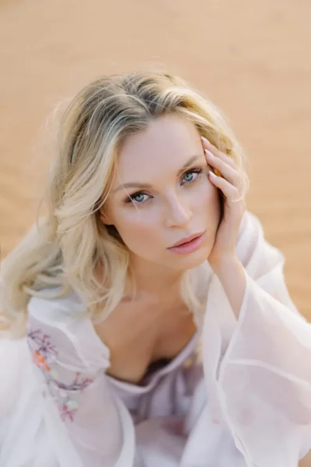 Dubai desert flower — BLOOM Magazine, September 2022