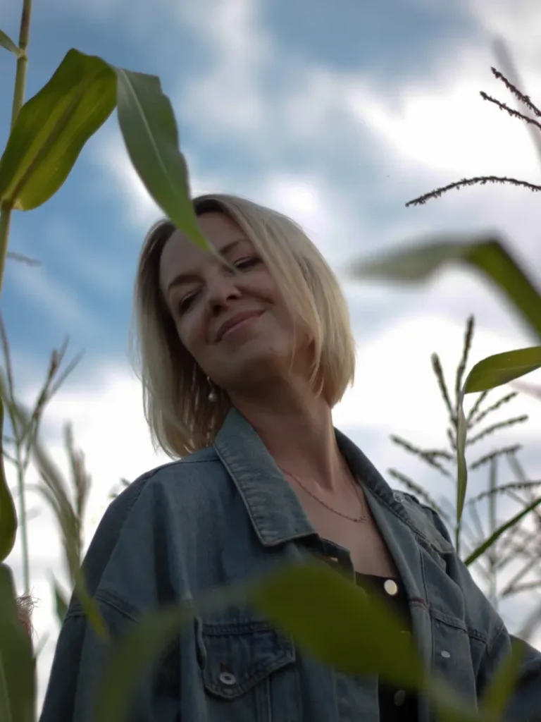 In the fields — BLOOM Magazine, September 2022