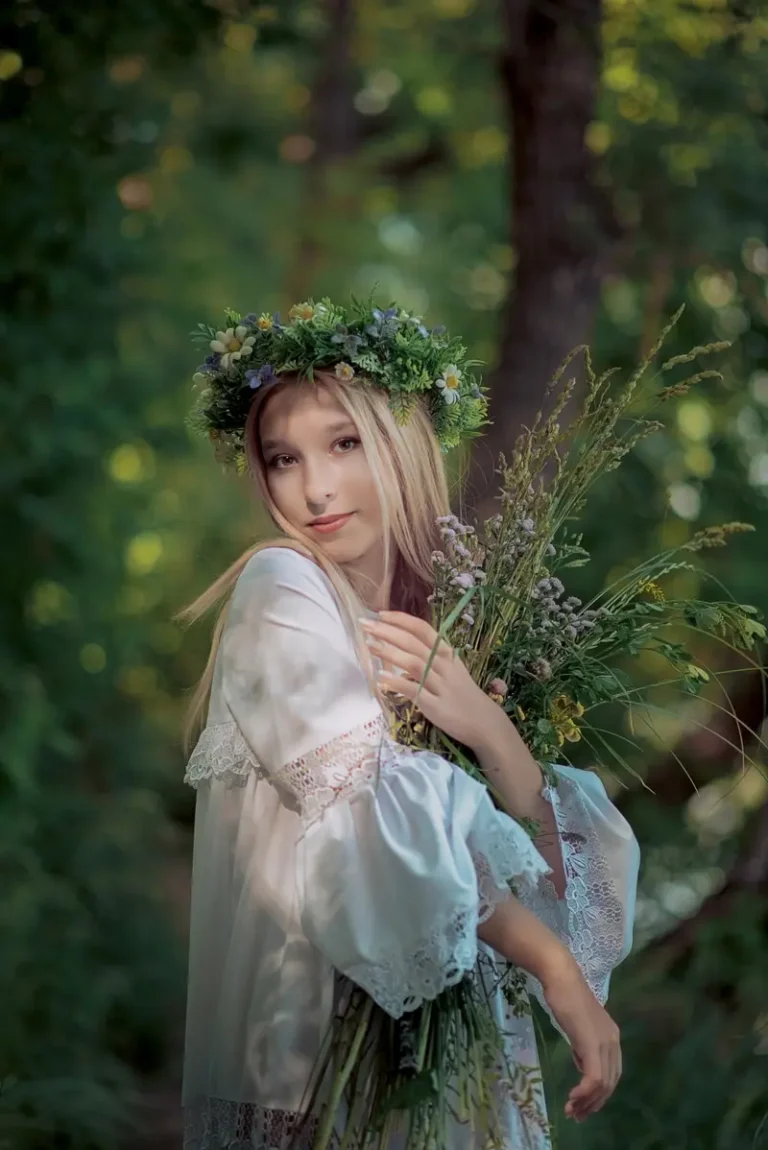 Voice of Nature — BLOOM Magazine | The September Fashion & Beauty Edition | Vol.6 | 2022