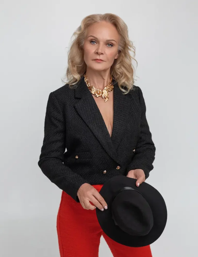 A model in 60? Yes! — BLOOM Magazine, November 2022