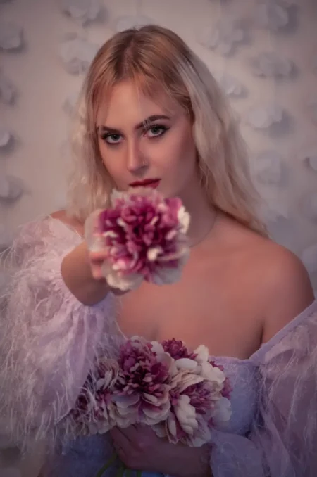 Dream in pink — BLOOM Magazine, November 2022