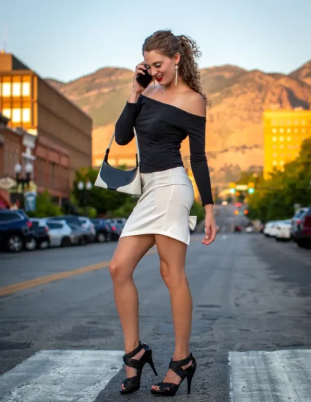 Town and Country Girl — BLOOM Magazine, November 2022