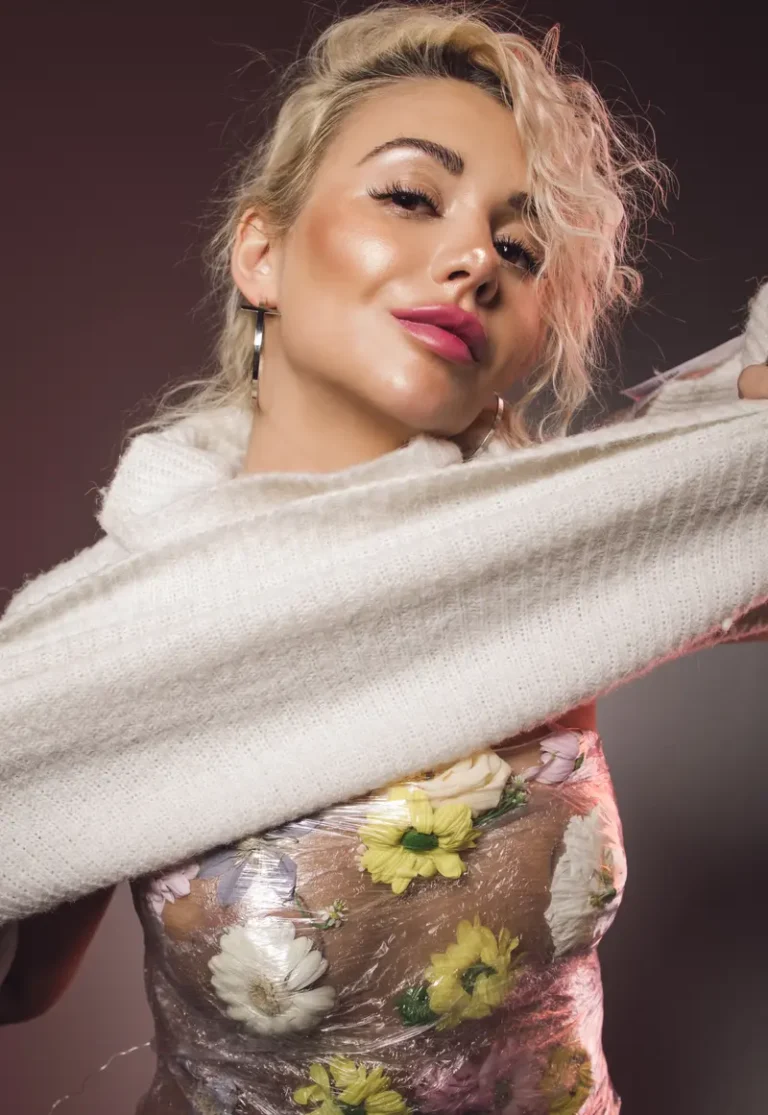 Beautiful girl — BLOOM Magazine, December 2022