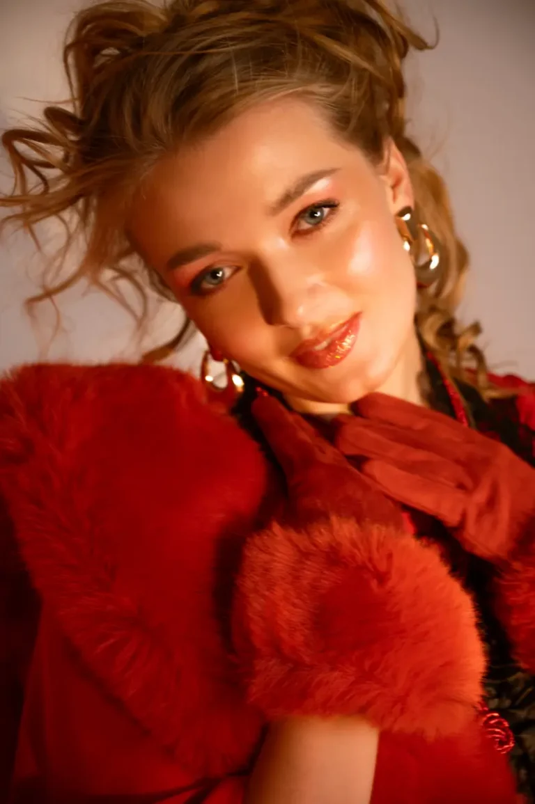 Lady in Red — BLOOM Magazine, December 2022