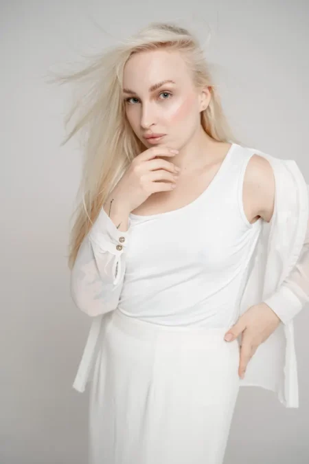 White Swans — BLOOM Magazine, November 2022