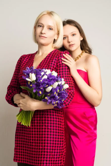 Celebrity model group - mother and daughter — BLOOM Magazine, March 2023