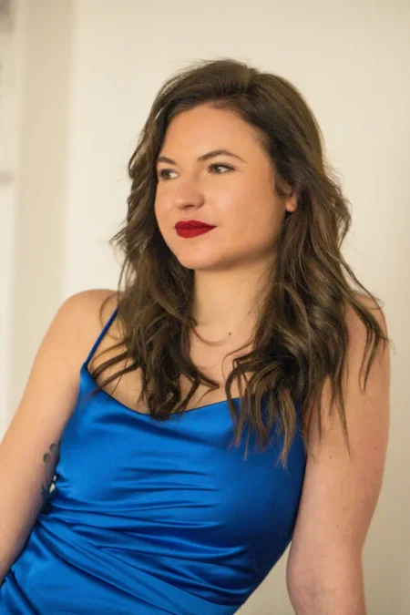 From red Lip to all about green — BLOOM Magazine, March 2023