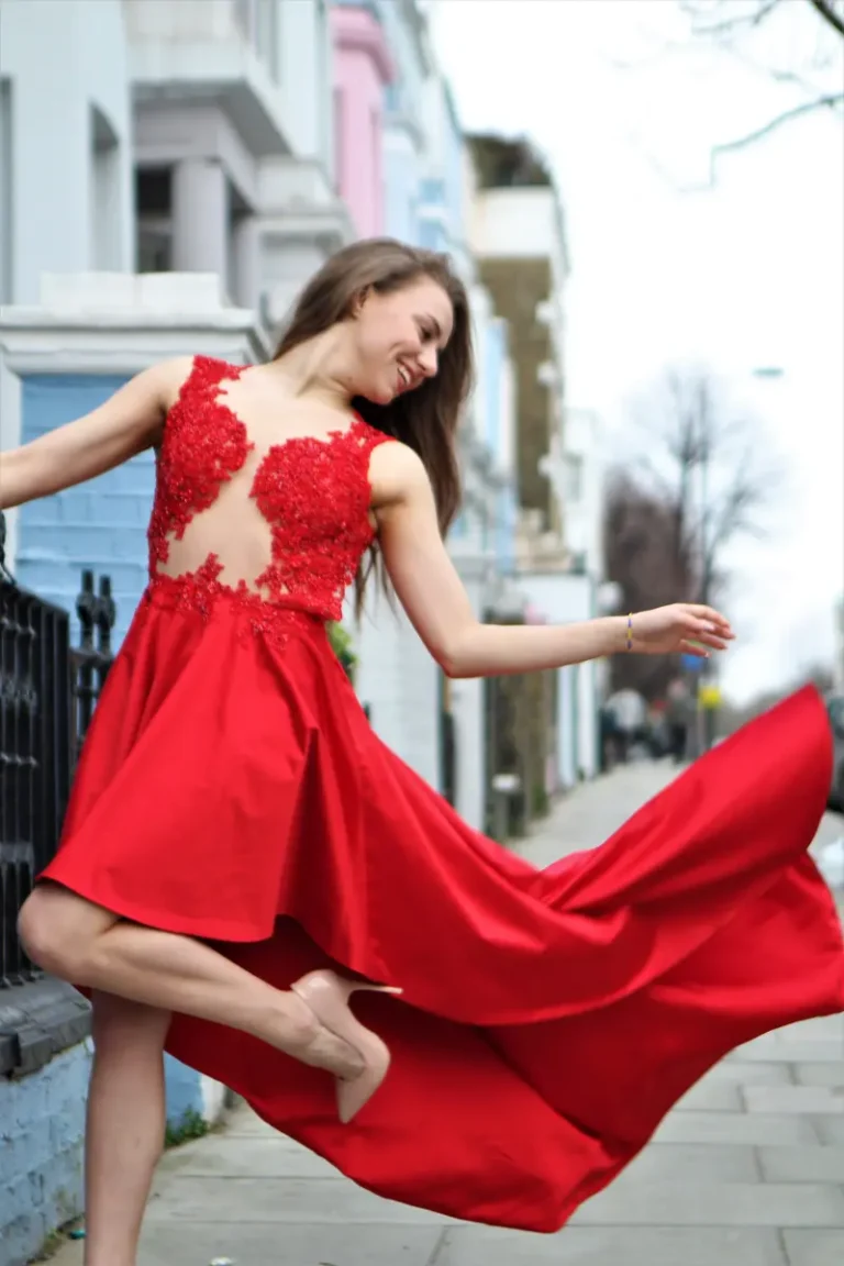 Red coral in London City — BLOOM Magazine, April 2023