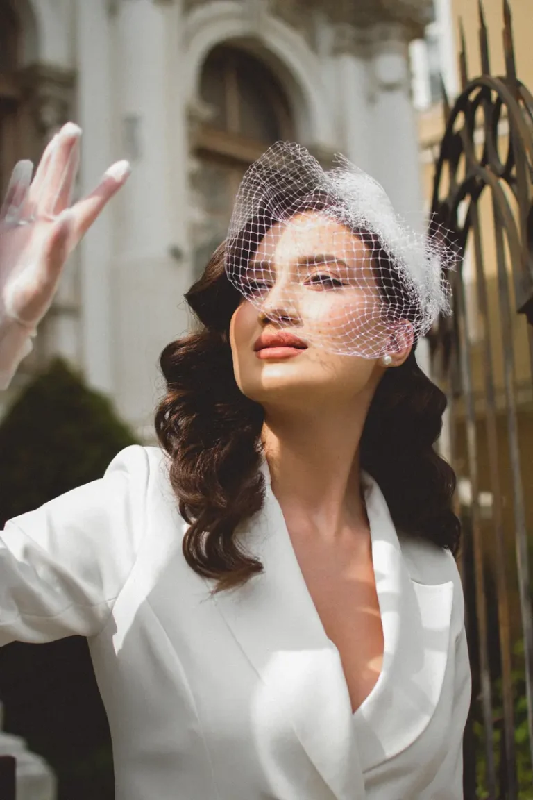 Sposa elegante — BLOOM Magazine, June 2023