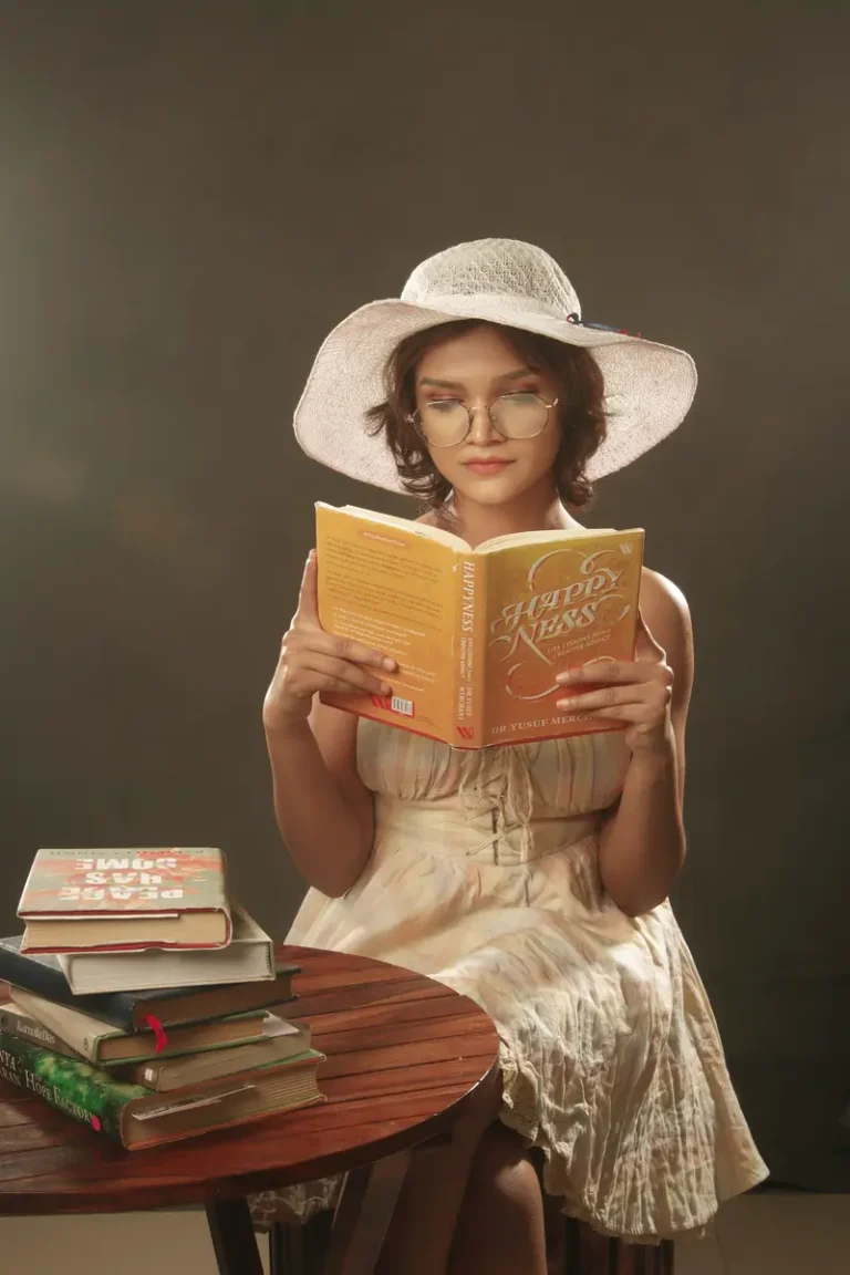 The girl at Berlin library. — BLOOM Magazine | The May Fashion & Beauty Edition | Vol.27 | 2023