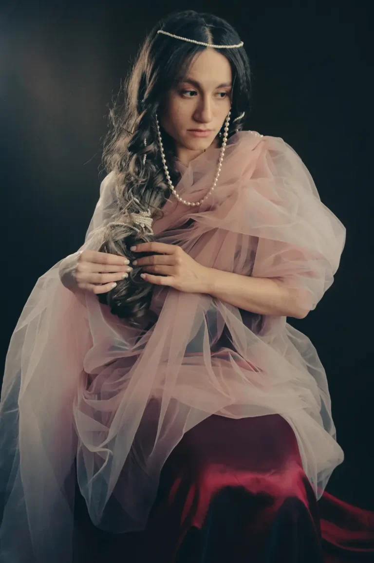 In each lives a queen — BLOOM Magazine | The July Fashion & Beauty Edition | Vol.21 | 2023