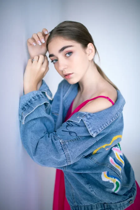 Elizabeth bright summer — BLOOM Magazine, August 2023
