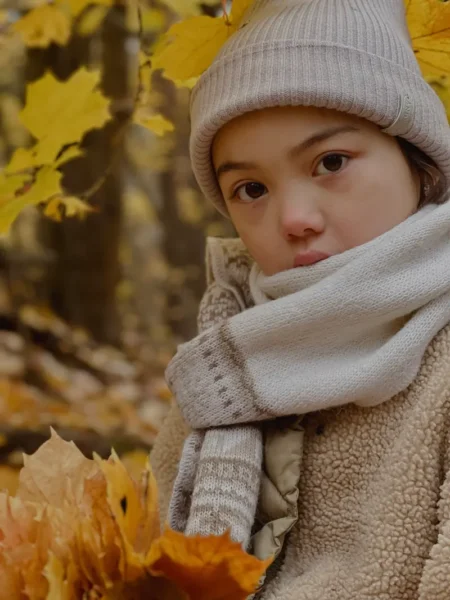 Autumn walk with Nika. — BLOOM Magazine, November 2023