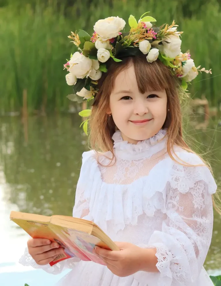 Little beauty — BLOOM Magazine, November 2023