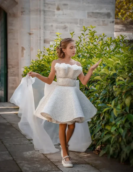 Elegance — BLOOM Magazine, December 2023