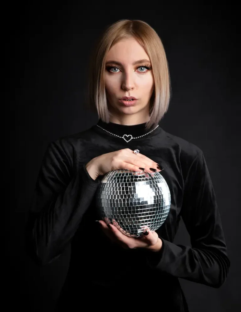 DISCO — BLOOM Magazine, December 2023