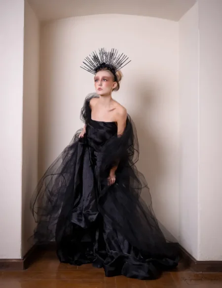 Dark queen — BLOOM Magazine, January 2024