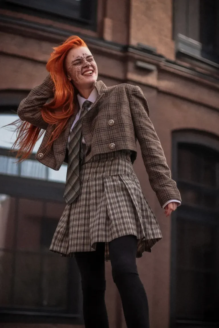 Sun kissed. London in Moscow. — BLOOM Magazine | The May Fashion & Beauty Edition | Vol.13 | 2024