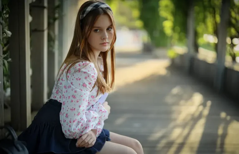 Alley of roses — BLOOM Magazine, June 2024