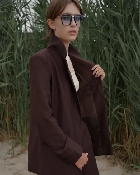 Windy seaside — BLOOM Magazine, August 2024