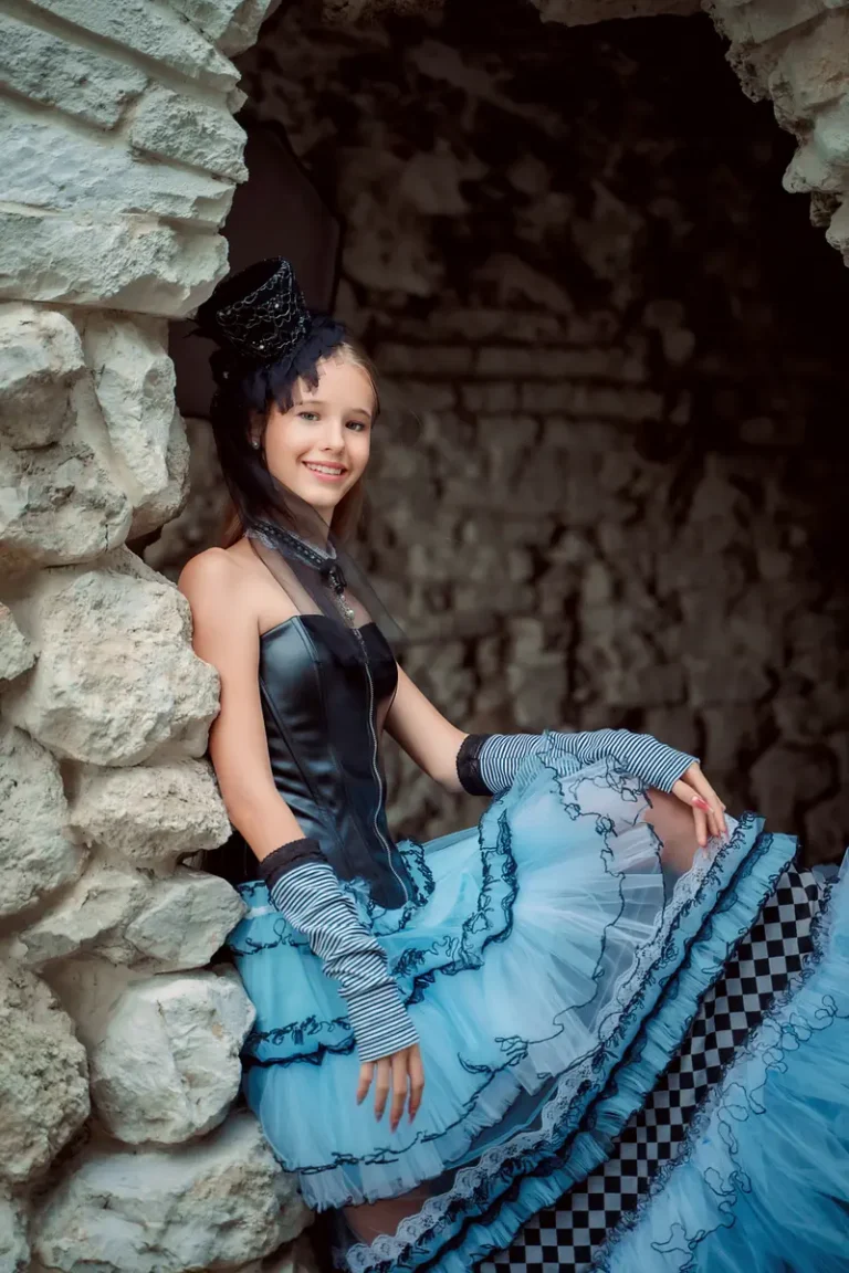 ” Victorian Dreams “ — BLOOM Magazine | The September Teen Edition | Vol.2 | 2024