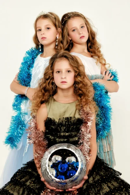Christmas commotion! — BLOOM Magazine, December 2024