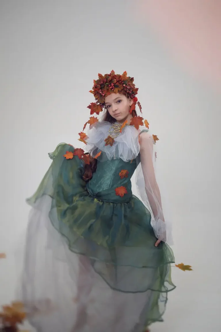 Портрет осени — BLOOM Magazine | The November Teen Edition | Vol.6 | 2024