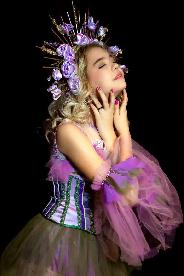 The Queen of the stage — BLOOM Magazine | The March Teen Edition | Vol.5 | 2025