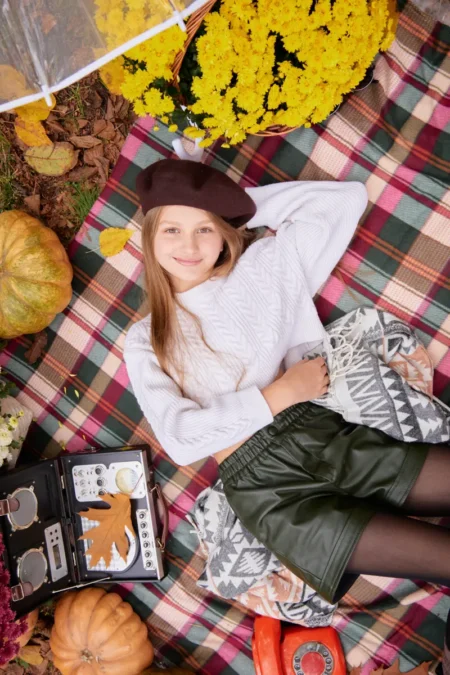 autumn colors — BLOOM Magazine, November 2025