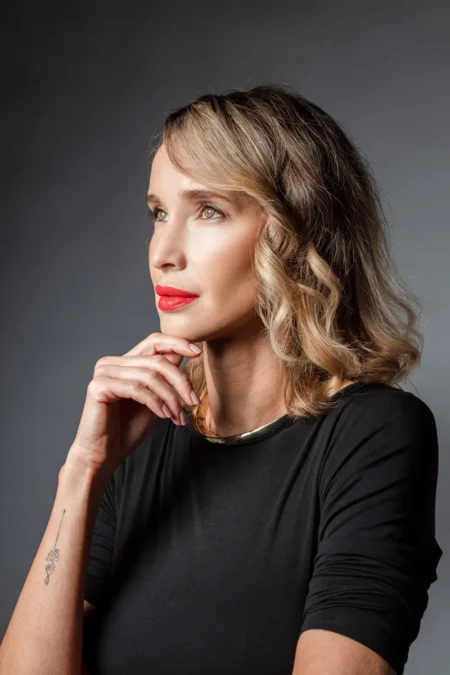 TIMELESS LINES AND QUIET AUTHORITY OF FEMININITY — BLOOM Magazine, February 2025