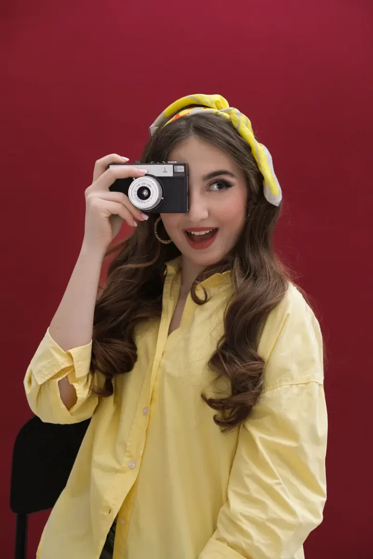 Яркие портреты — BLOOM Magazine | The April Teen Edition | Vol.6 | 2026