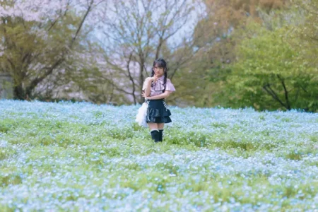 Springtime Stroll — BLOOM Magazine, April 2025