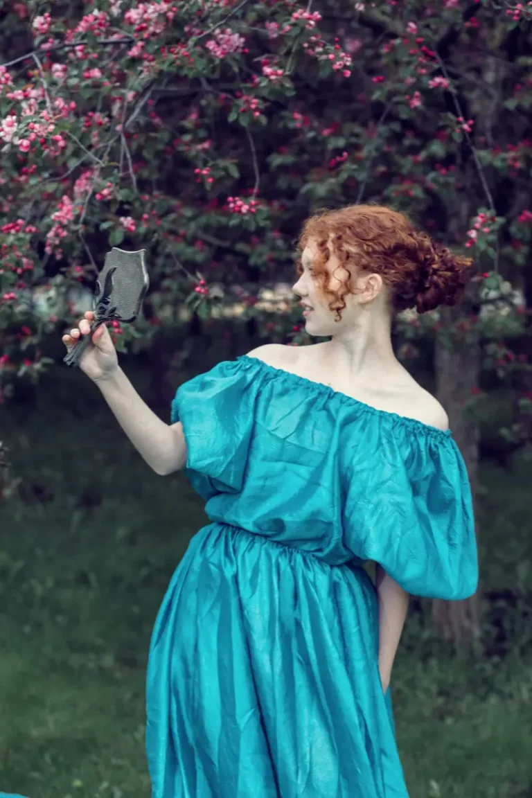 Красота цветения — BLOOM Magazine, June 2025