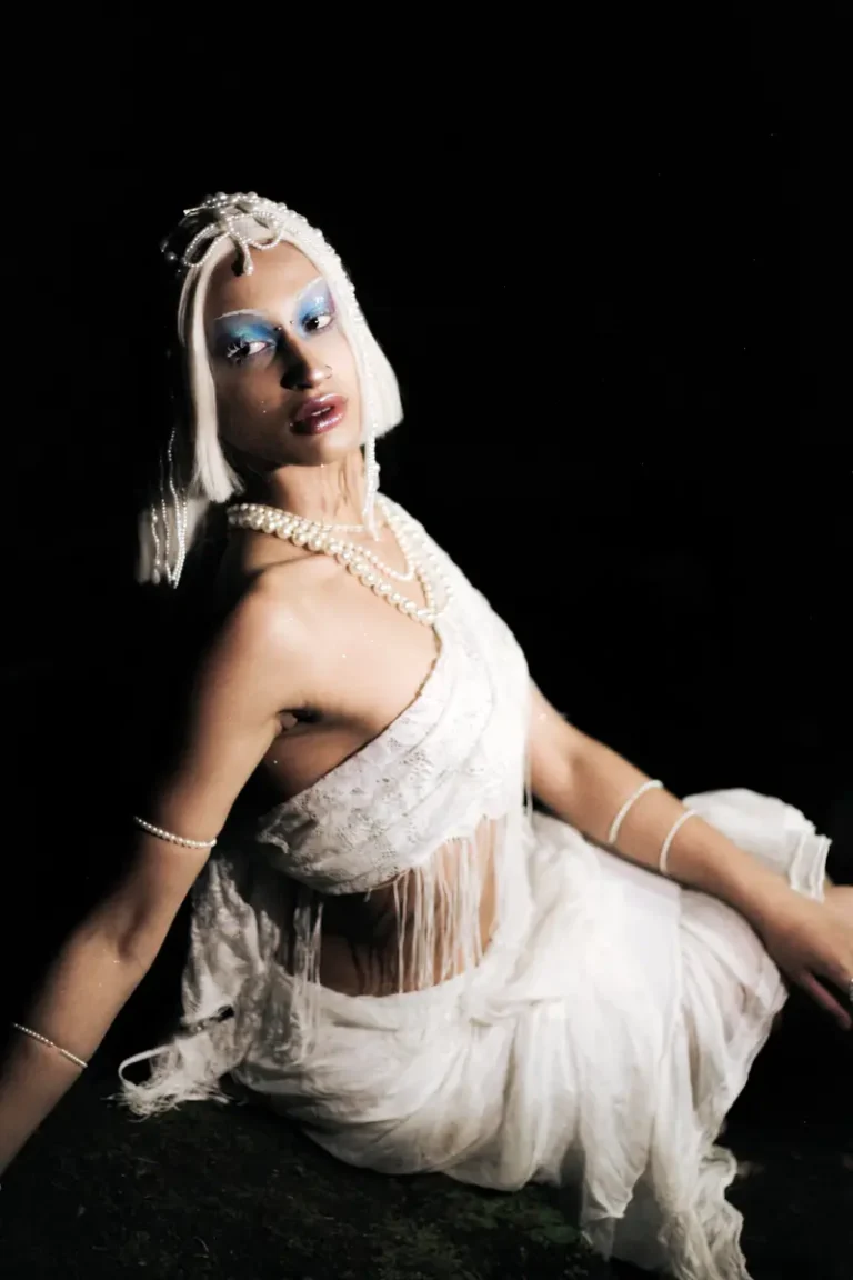 Siren Kiss — BLOOM Magazine, September 2025
